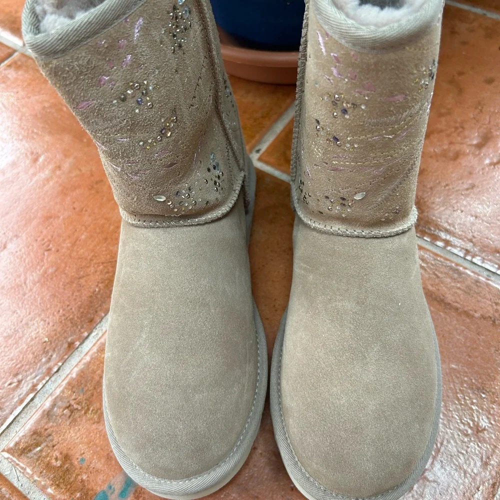 UGG Embellished/bedazzled Midi Boots with UGGPlush Lining - Picture 2 of 6